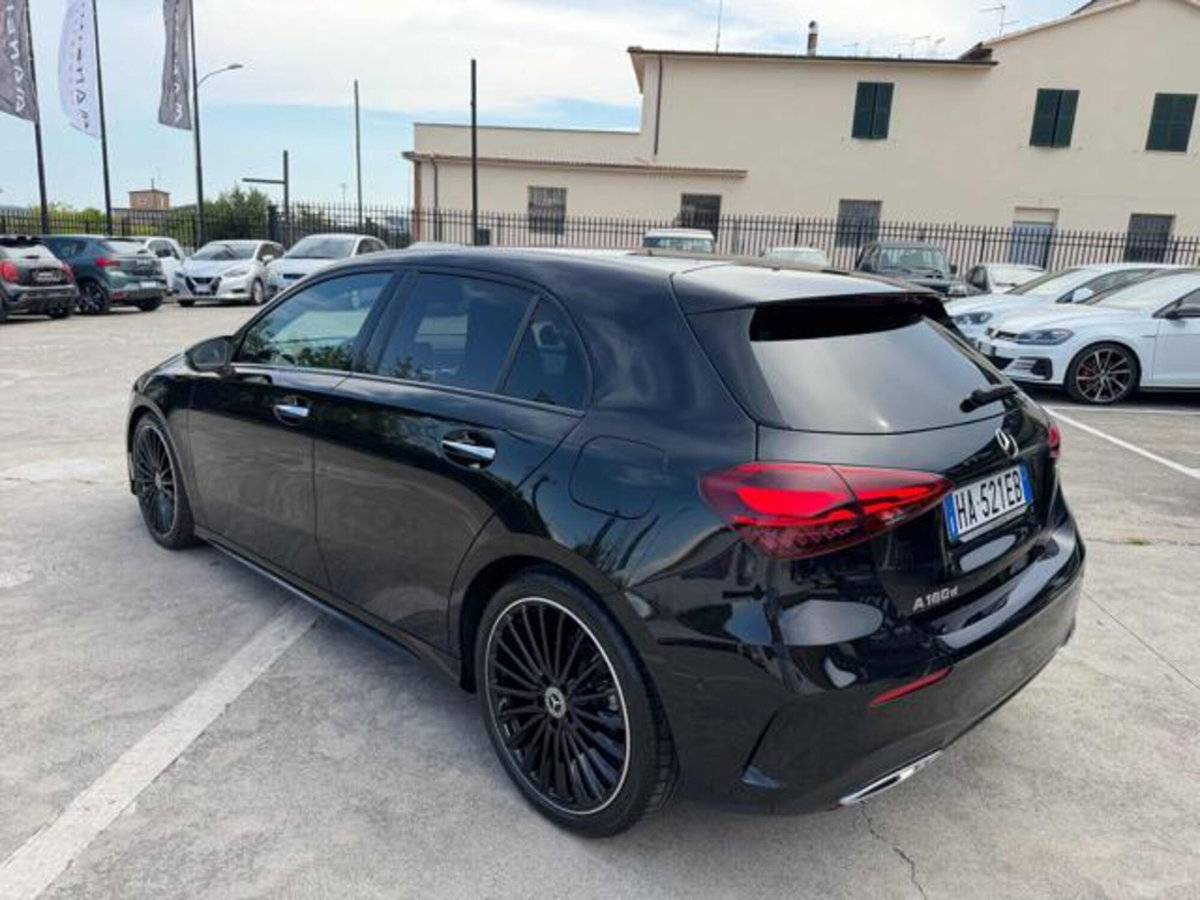 Mercedes-Benz Classe A 180 d AMG Line Premium Plus auto (6)