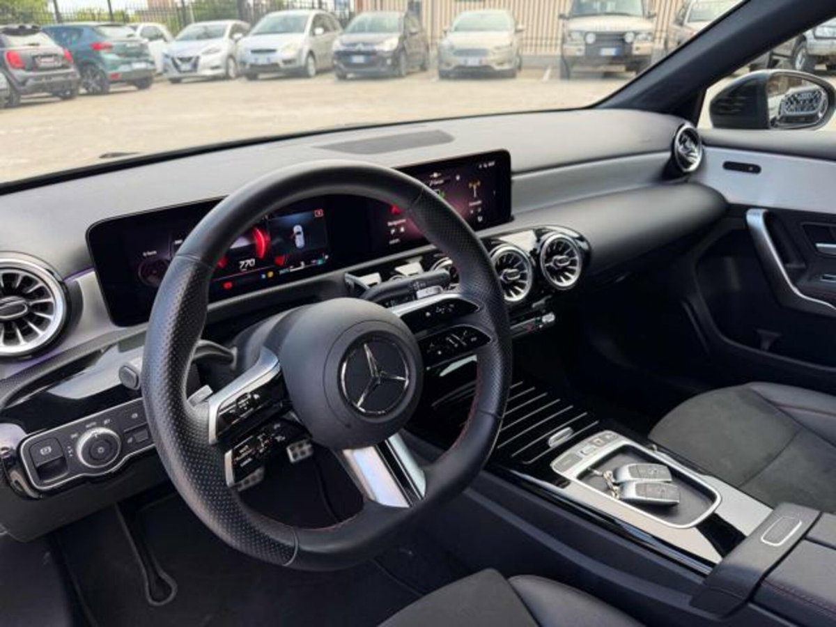 Mercedes-Benz Classe A 180 d AMG Line Premium Plus auto (8)