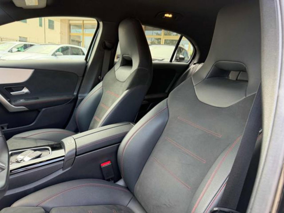 Mercedes-Benz Classe A 180 d AMG Line Premium Plus auto (9)