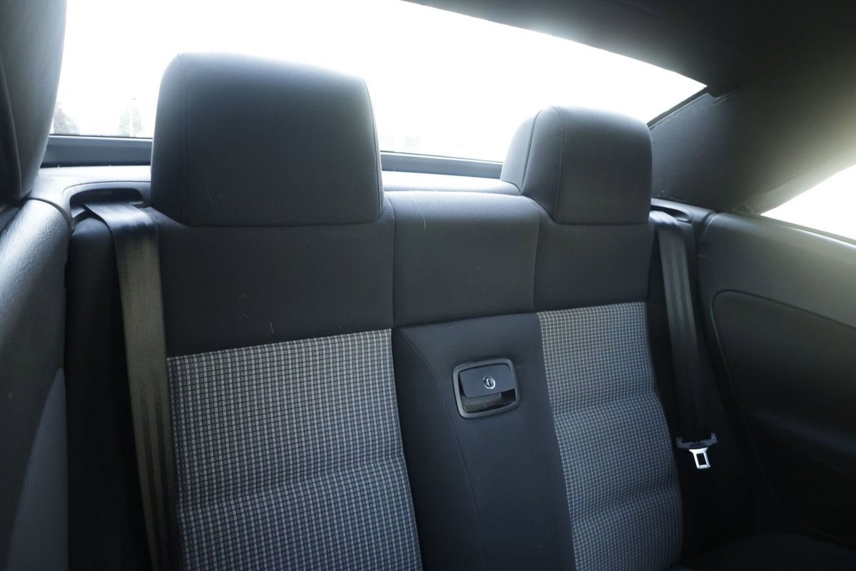 Volkswagen Eos 16V FSI (12)