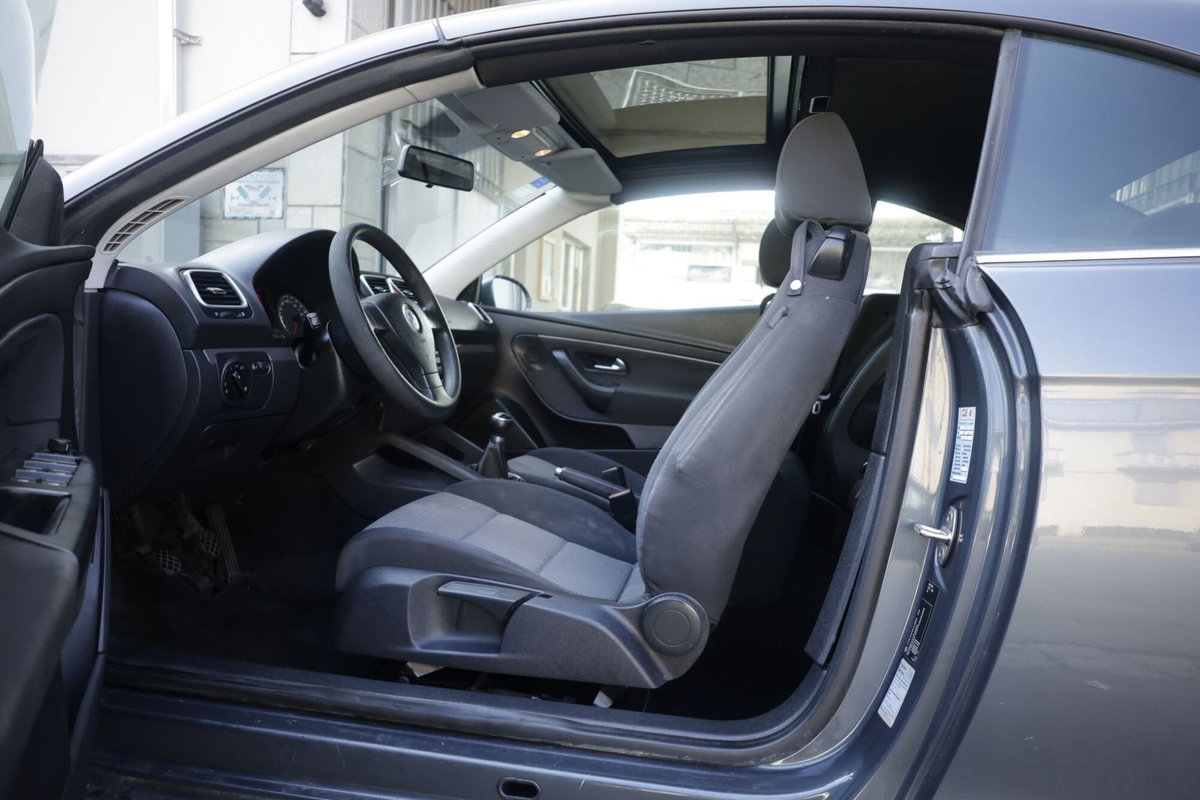 Volkswagen Eos 16V FSI (17)