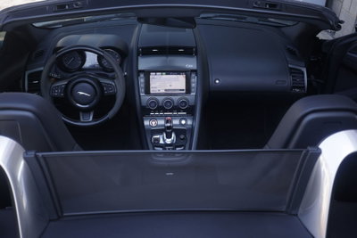 Jaguar F-Type Cabrio 3.0 V6 aut. AWD Convertibile S (2)