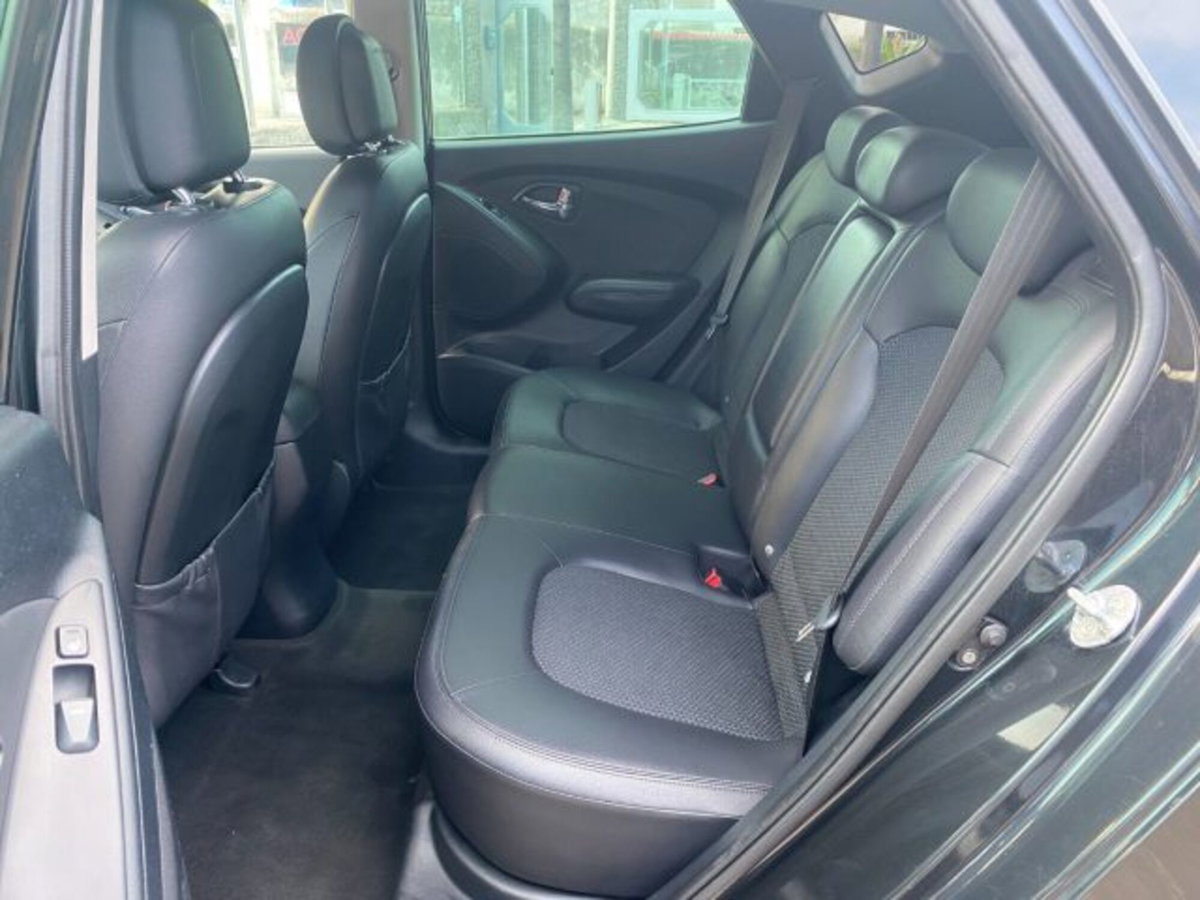 Hyundai ix35 2.0 CRDi 2WD Comfort (10)