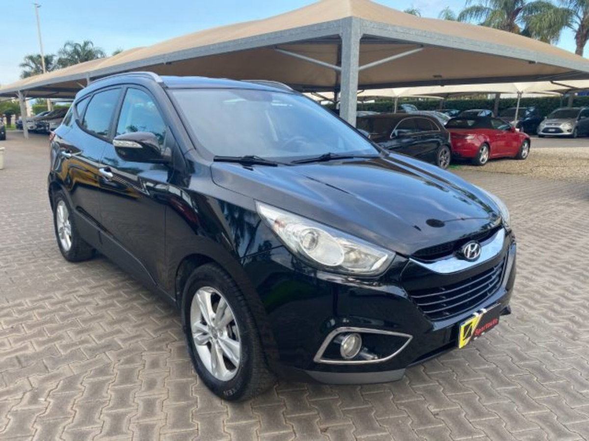 Hyundai ix35 2.0 CRDi 2WD Comfort (2)