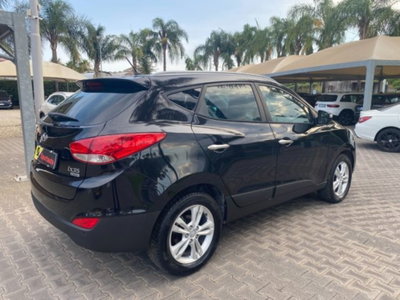 Hyundai ix35 2.0 CRDi 2WD Comfort (4)