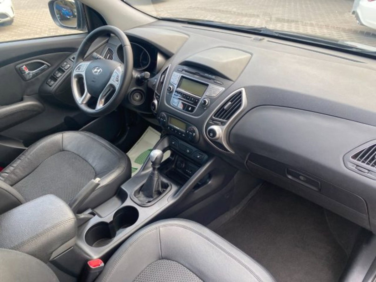 Hyundai ix35 2.0 CRDi 2WD Comfort (9)