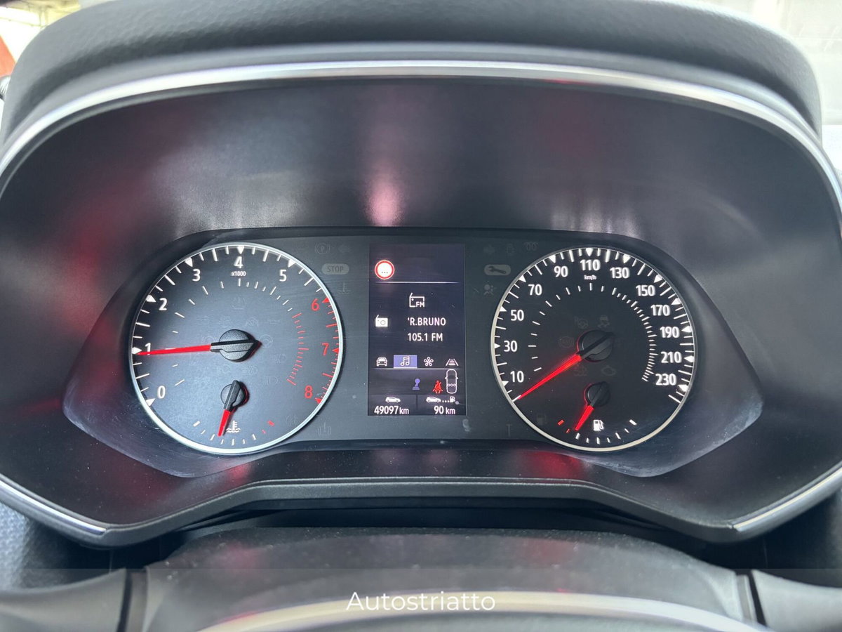 Renault Clio TCe 100 CV 5 porte Zen (10)