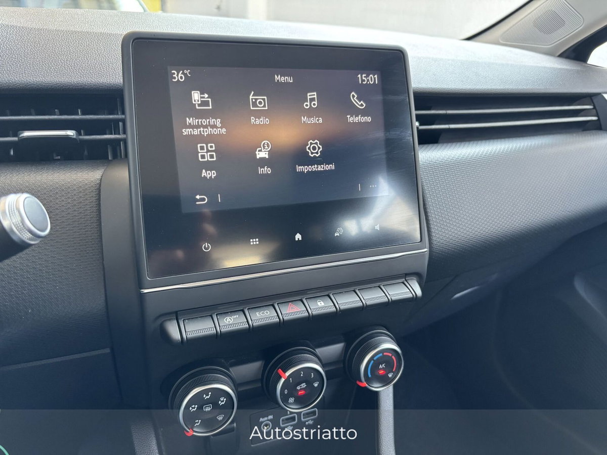 Renault Clio TCe 100 CV 5 porte Zen (11)