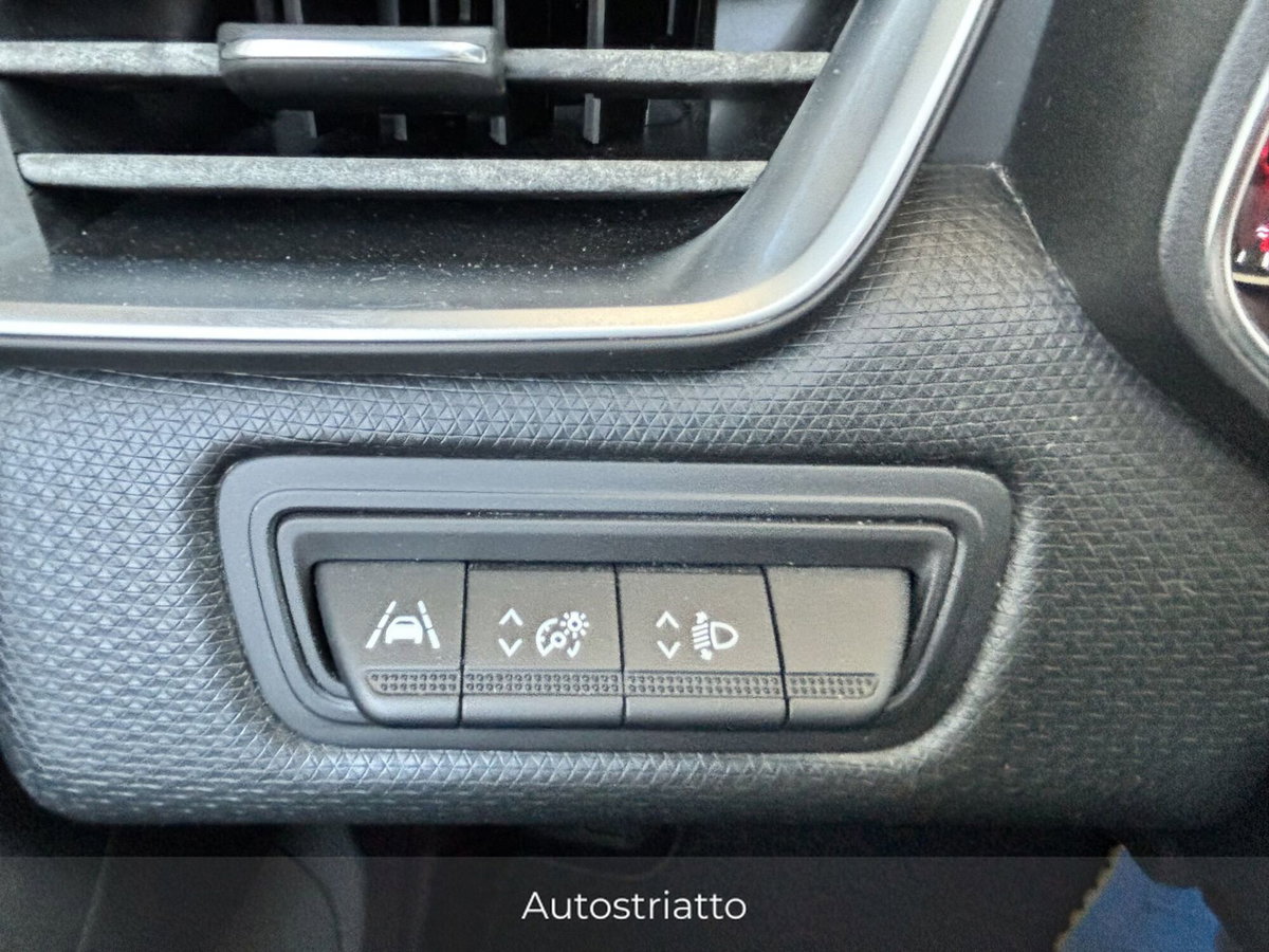 Renault Clio TCe 100 CV 5 porte Zen (14)