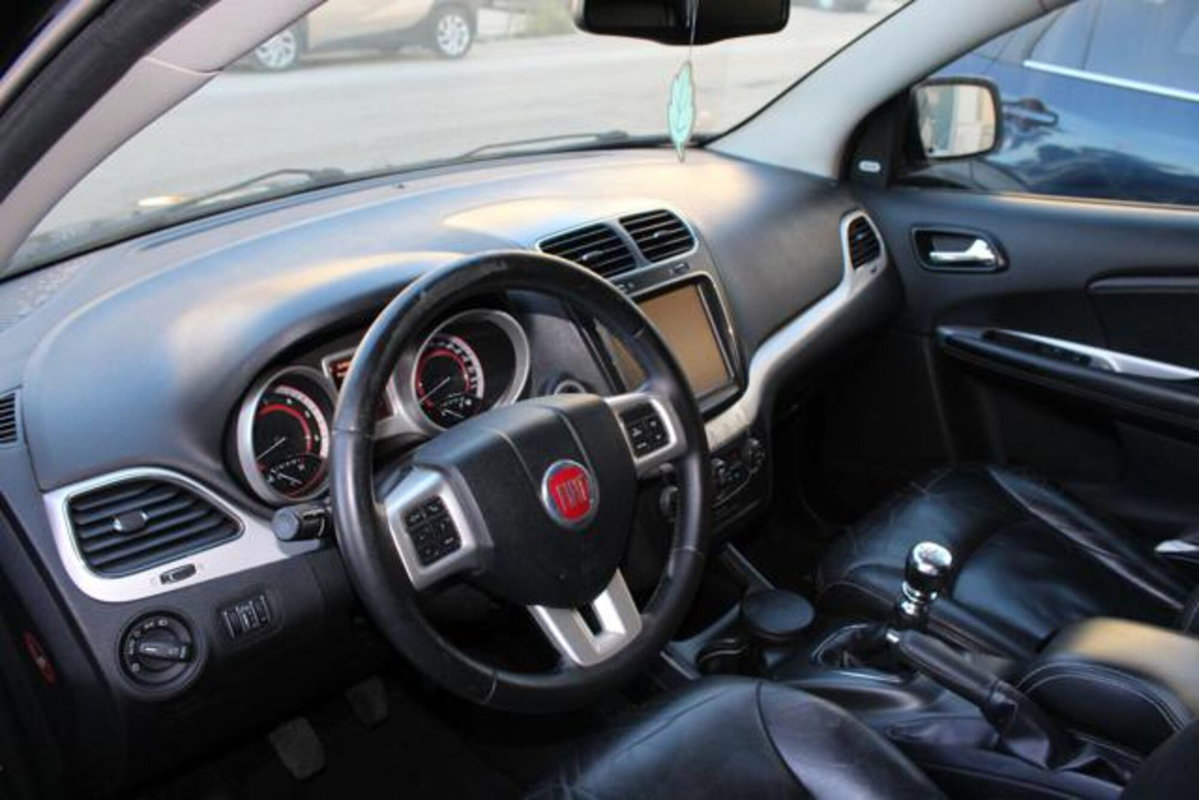 Fiat Freemont 2.0 Multijet 140 CV Lounge (9)
