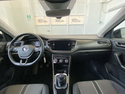 Volkswagen T-Roc 1.6 TDI SCR Style BlueMotion Technology (12)