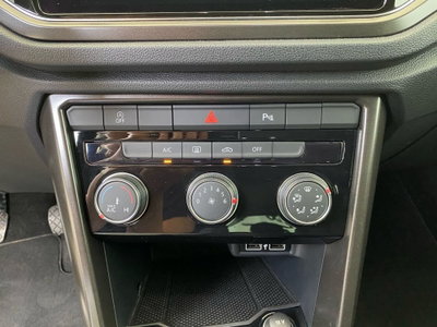 Volkswagen T-Roc 1.6 TDI SCR Style BlueMotion Technology (18)