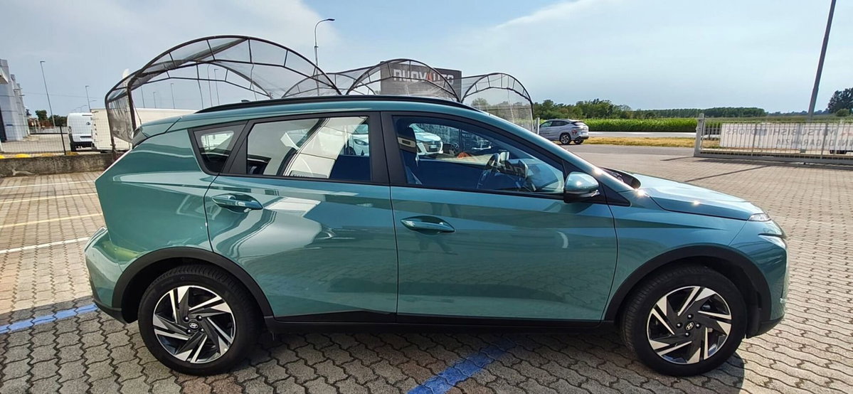 Hyundai Bayon 1.0 t-gdi 48V Xline 100cv mt (8)