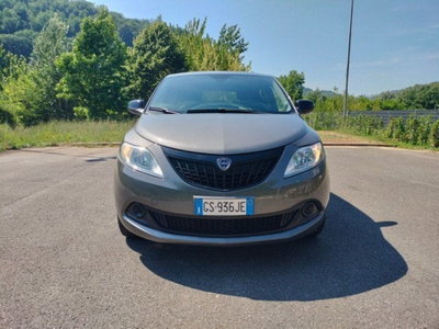 Lancia Ypsilon 1.0 FireFly 5 porte S&S Hybrid Maryne (2)