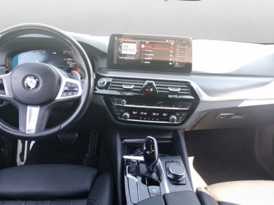 BMW Serie 5 Touring 520d xDrive  Sport (10)