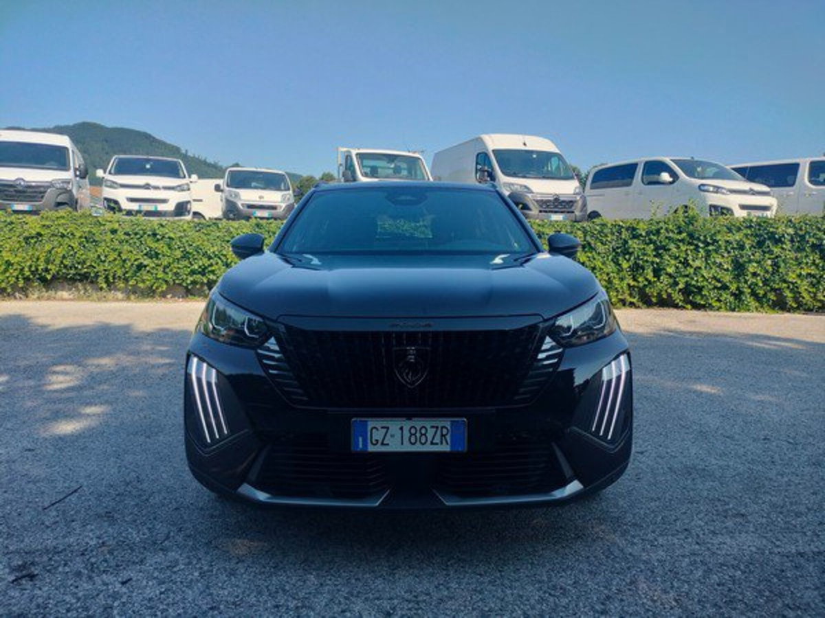 Peugeot 2008 1.2 turbo Allure 100cv (2)
