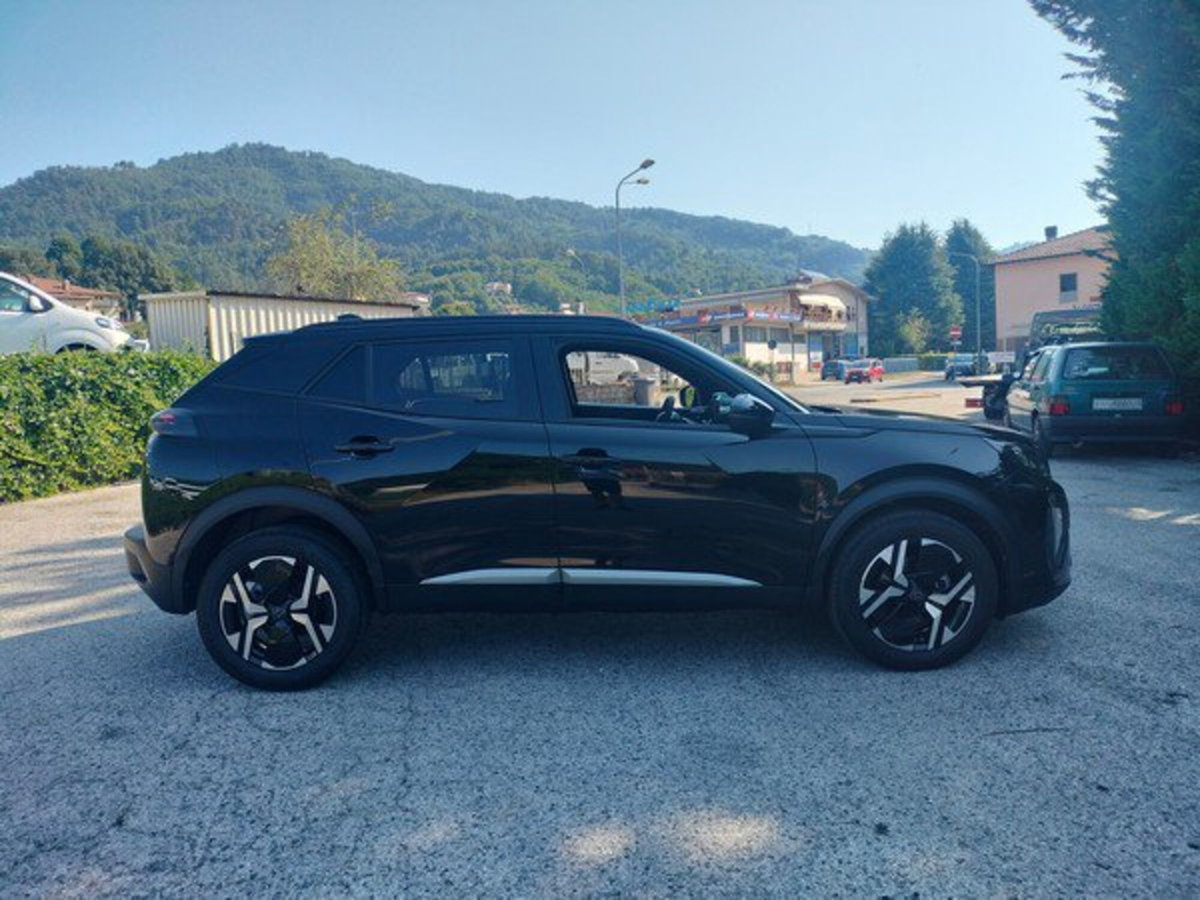Peugeot 2008 1.2 turbo Allure 100cv (4)