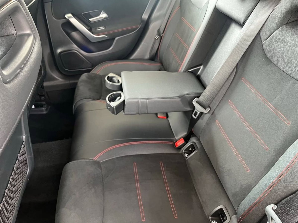Mercedes-Benz CLA Shooting Brake EQ 200 AMG Line Advanced Plus (17)