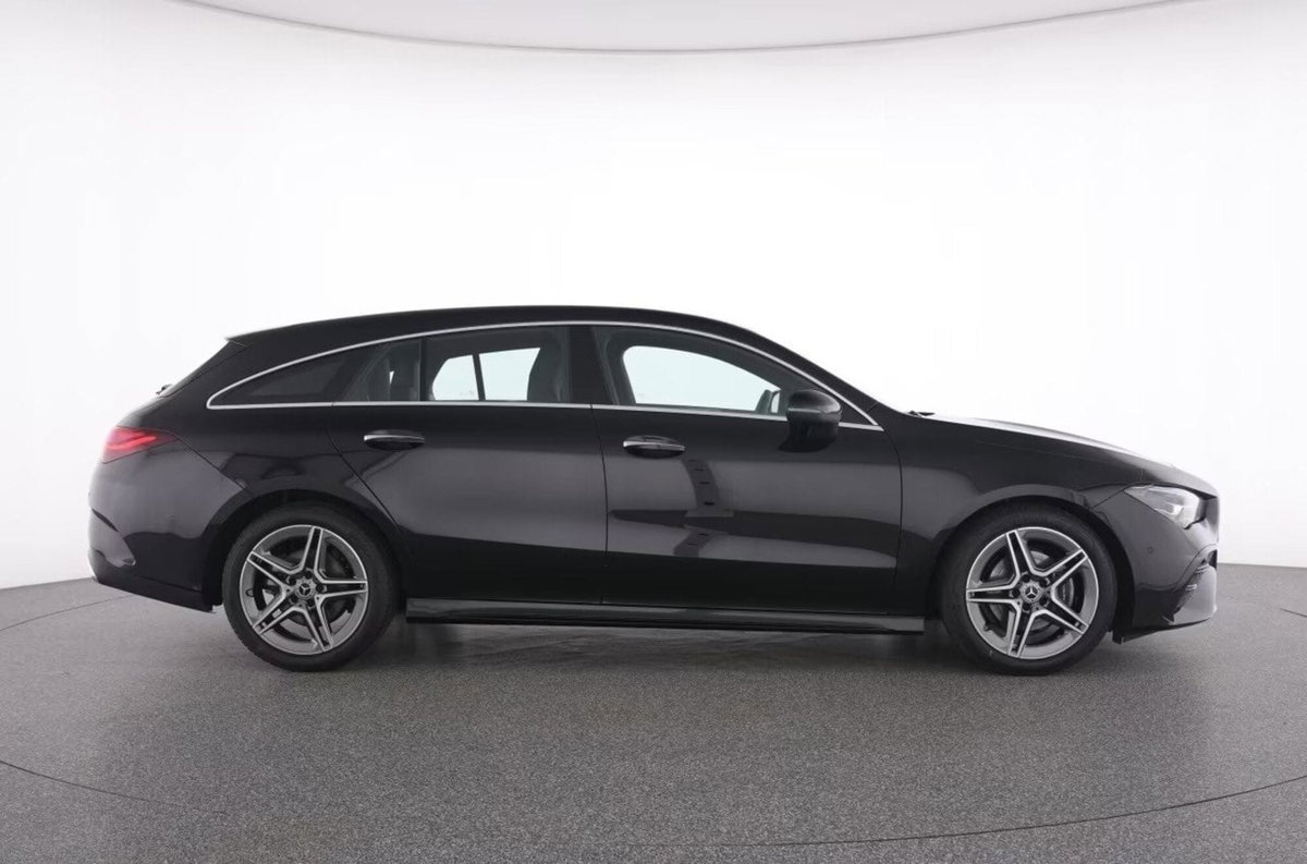 Mercedes-Benz CLA Shooting Brake EQ 200 AMG Line Advanced Plus (5)