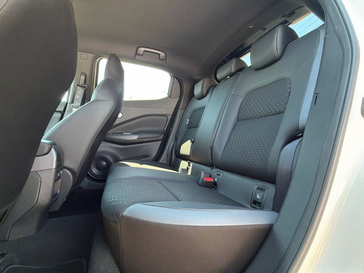 Nissan Juke 1.6 hev N-Connecta (10)
