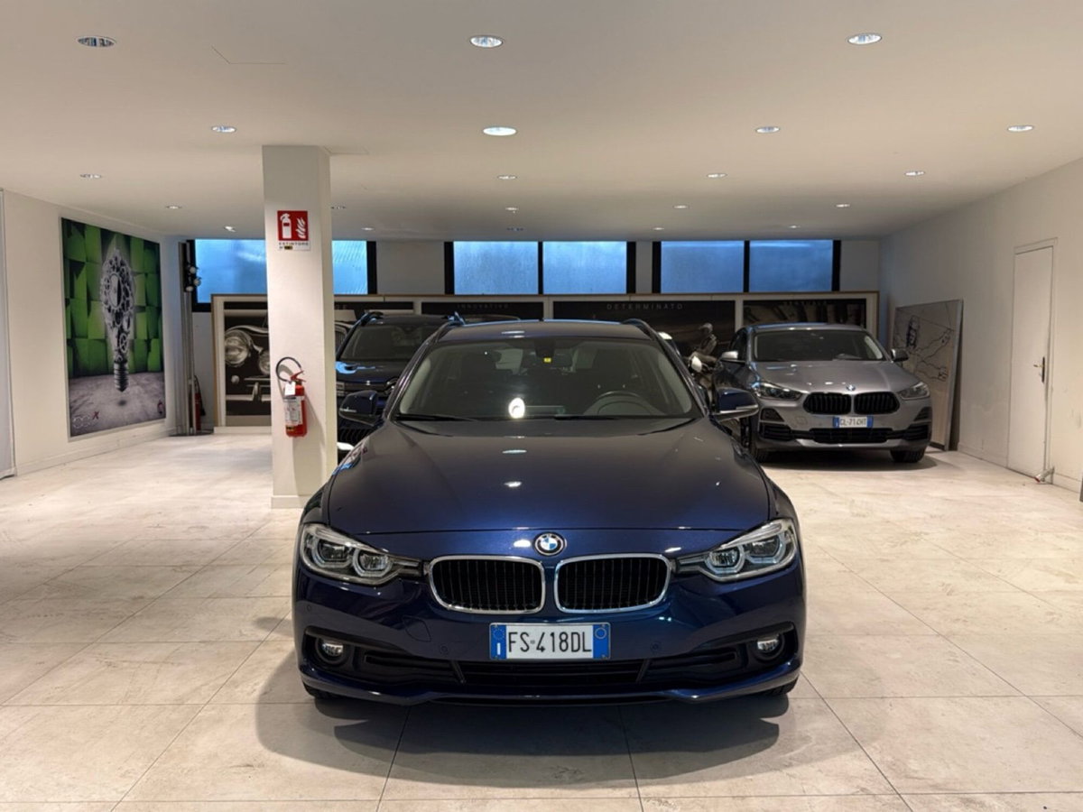BMW Serie 3 Touring 320d xDrive (19)