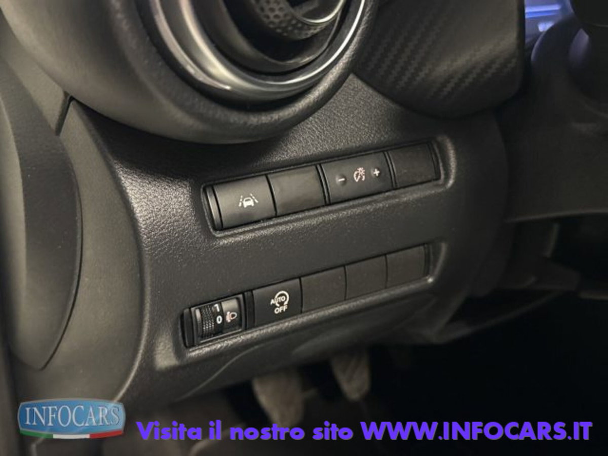 Nissan Juke 1.0 dig-t N-Connecta 114cv (19)