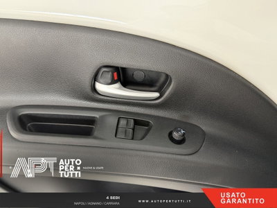 Toyota Aygo X 1.0 Lounge 72cv (13)