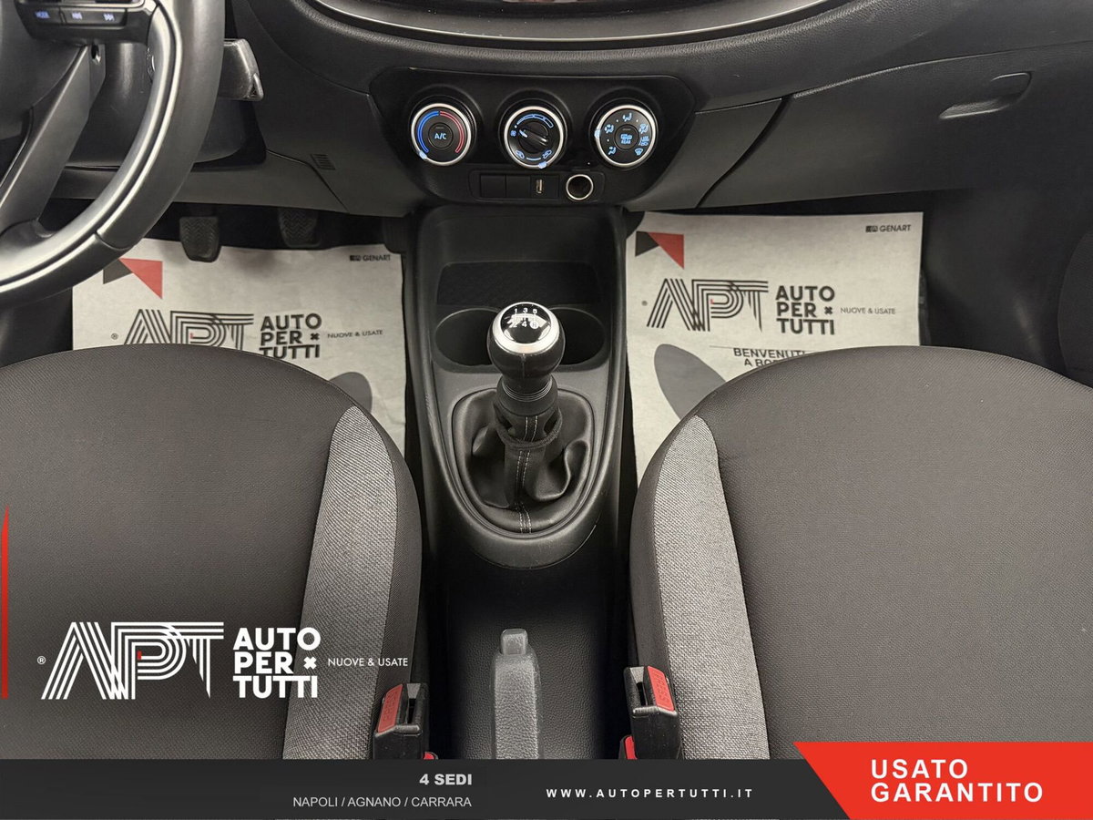 Toyota Aygo X 1.0 Lounge 72cv (16)
