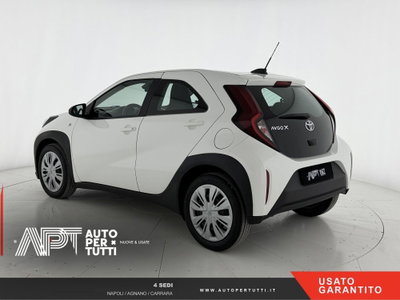 Toyota Aygo X 1.0 Lounge 72cv (3)