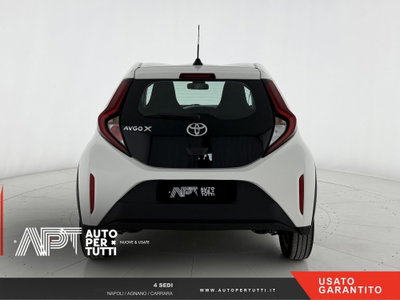 Toyota Aygo X 1.0 Lounge 72cv (4)