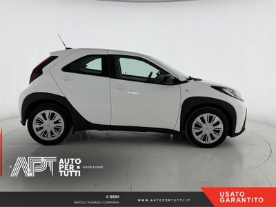 Toyota Aygo X 1.0 Lounge 72cv (6)