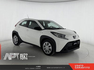 Toyota Aygo X 1.0 Lounge 72cv (7)