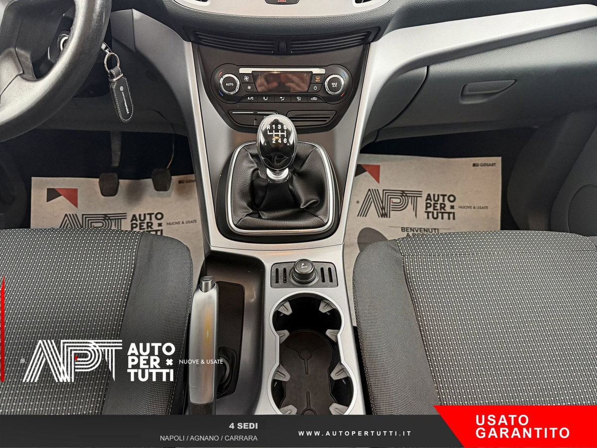 Ford C-Max 1.6 TDCi 95CV Titanium (16)