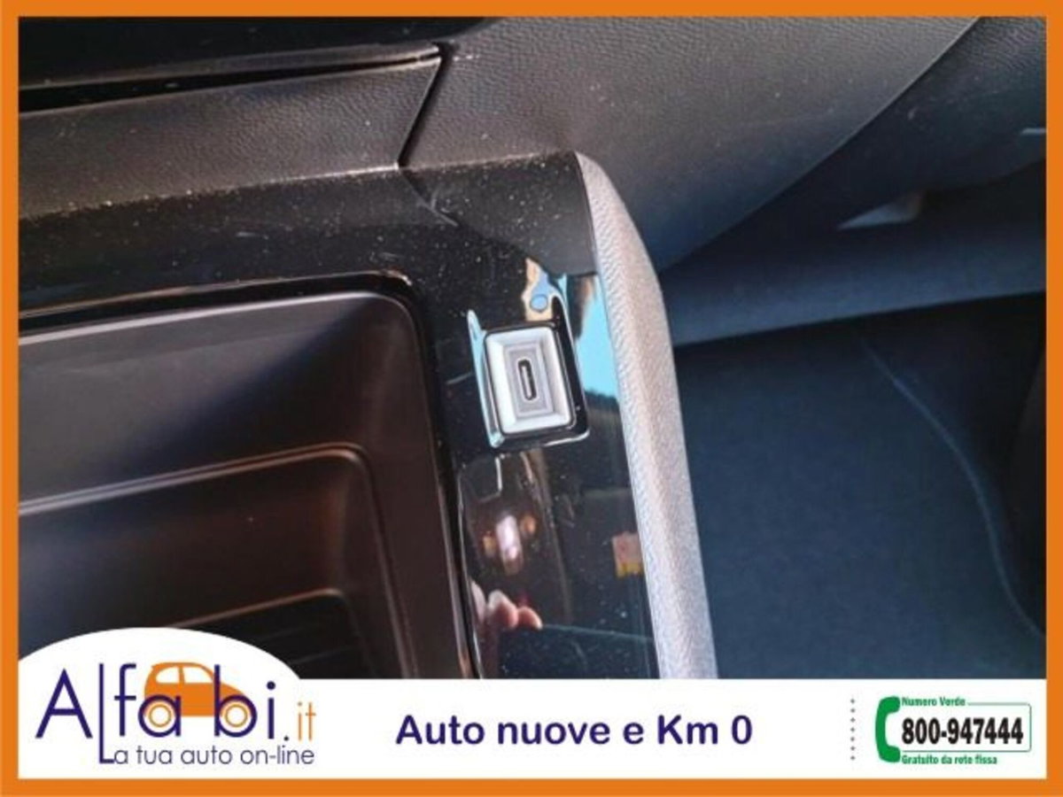 Peugeot 2008 PureTech 100 S&S Allure Pack (13)