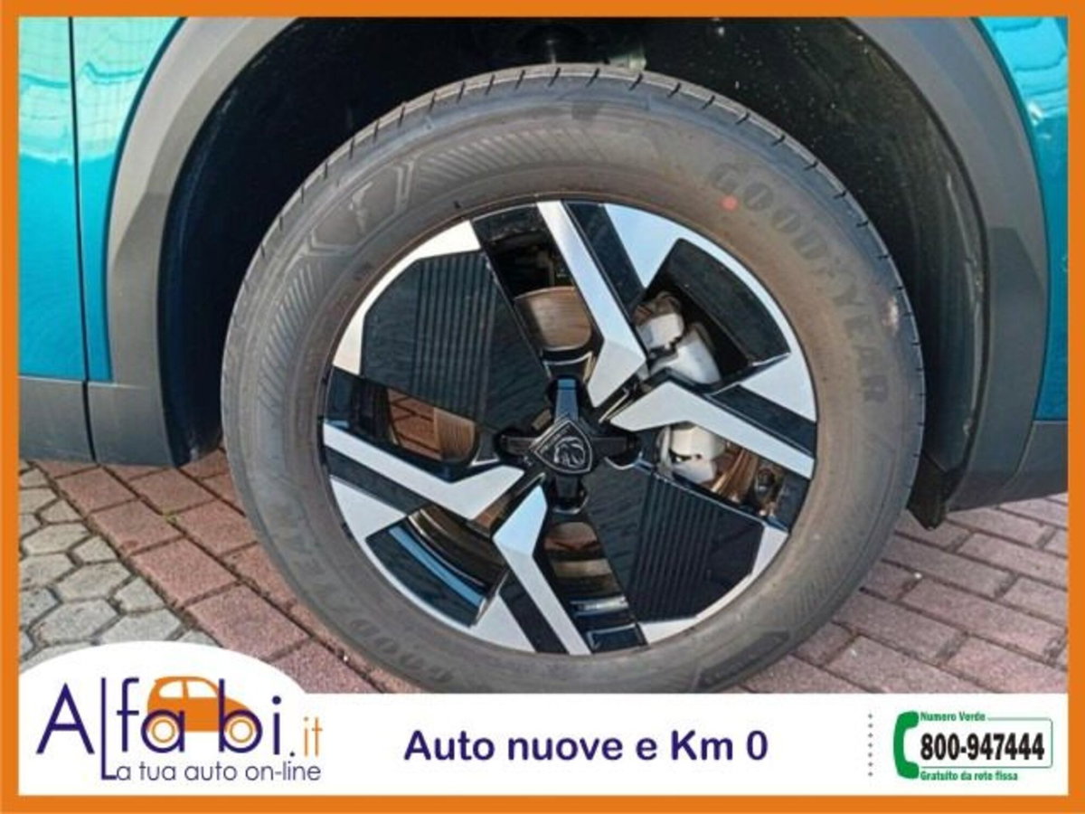 Peugeot 2008 PureTech 100 S&S Allure Pack (6)
