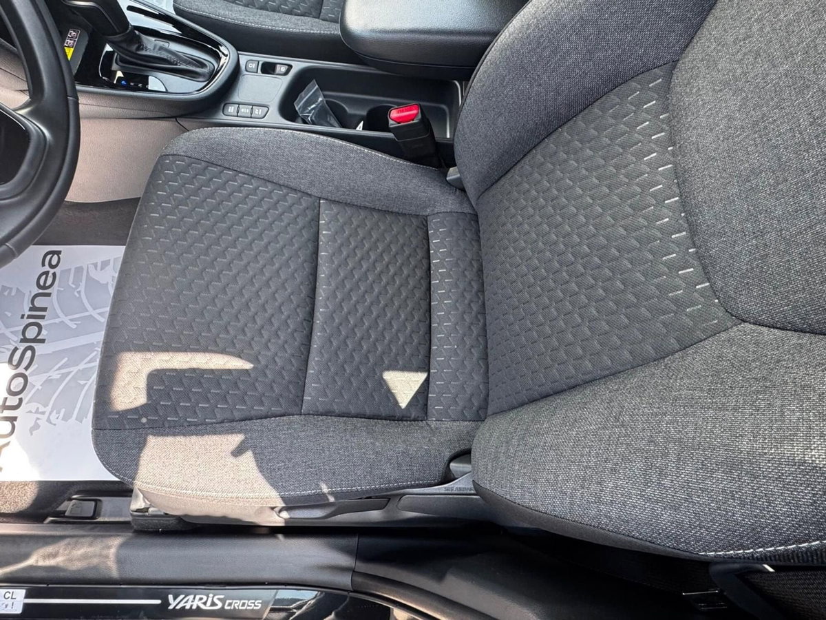 Toyota Yaris Cross Trend fwd 130cv e-cvt (17)