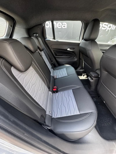 Jeep Avenger 1.2 turbo e-hybrid mhev Upland 4xe 145cv edct6 (11)