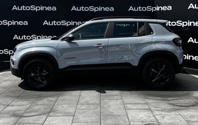 Jeep Avenger 1.2 turbo e-hybrid mhev Upland 4xe 145cv edct6 (3)