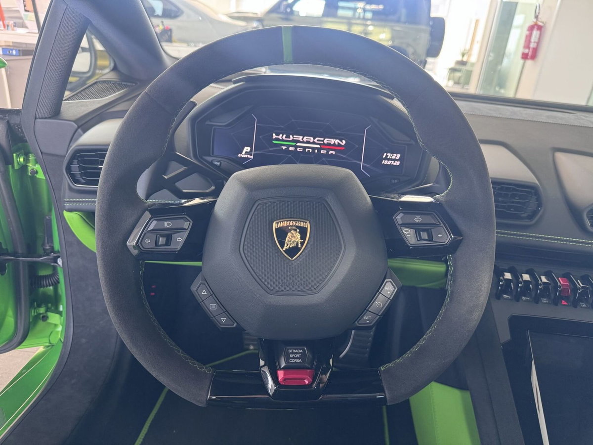 Lamborghini Huracán Coupé 5.2 V10 LP 610-4 Coupé (11)