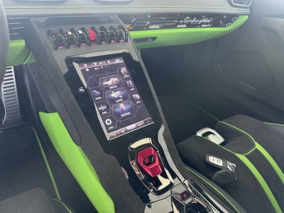 Lamborghini Huracán Coupé 5.2 V10 LP 610-4 Coupé (17)