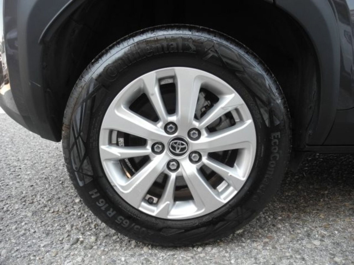 Toyota Yaris Cross 1.5h GR Sport Black Sky fwd 116cv e-cvt (15)