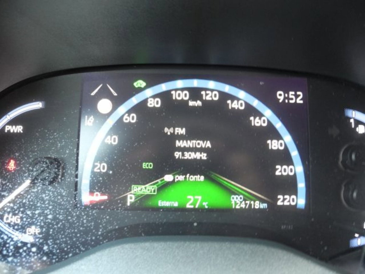 Toyota Yaris Cross 1.5h GR Sport Black Sky fwd 116cv e-cvt (19)