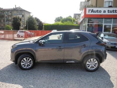 Toyota Yaris Cross 1.5h GR Sport Black Sky fwd 116cv e-cvt (2)