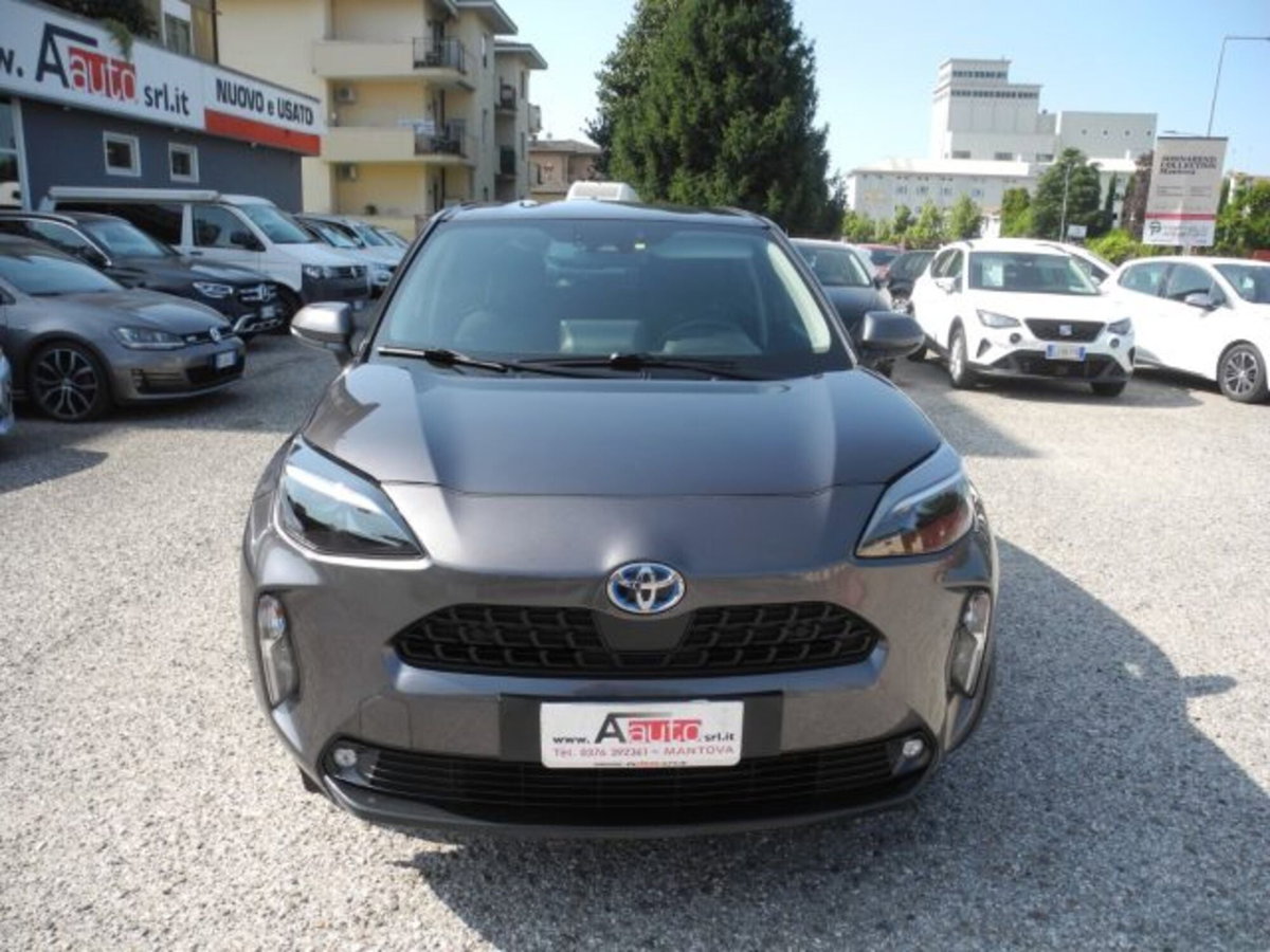 Toyota Yaris Cross 1.5h GR Sport Black Sky fwd 116cv e-cvt (3)