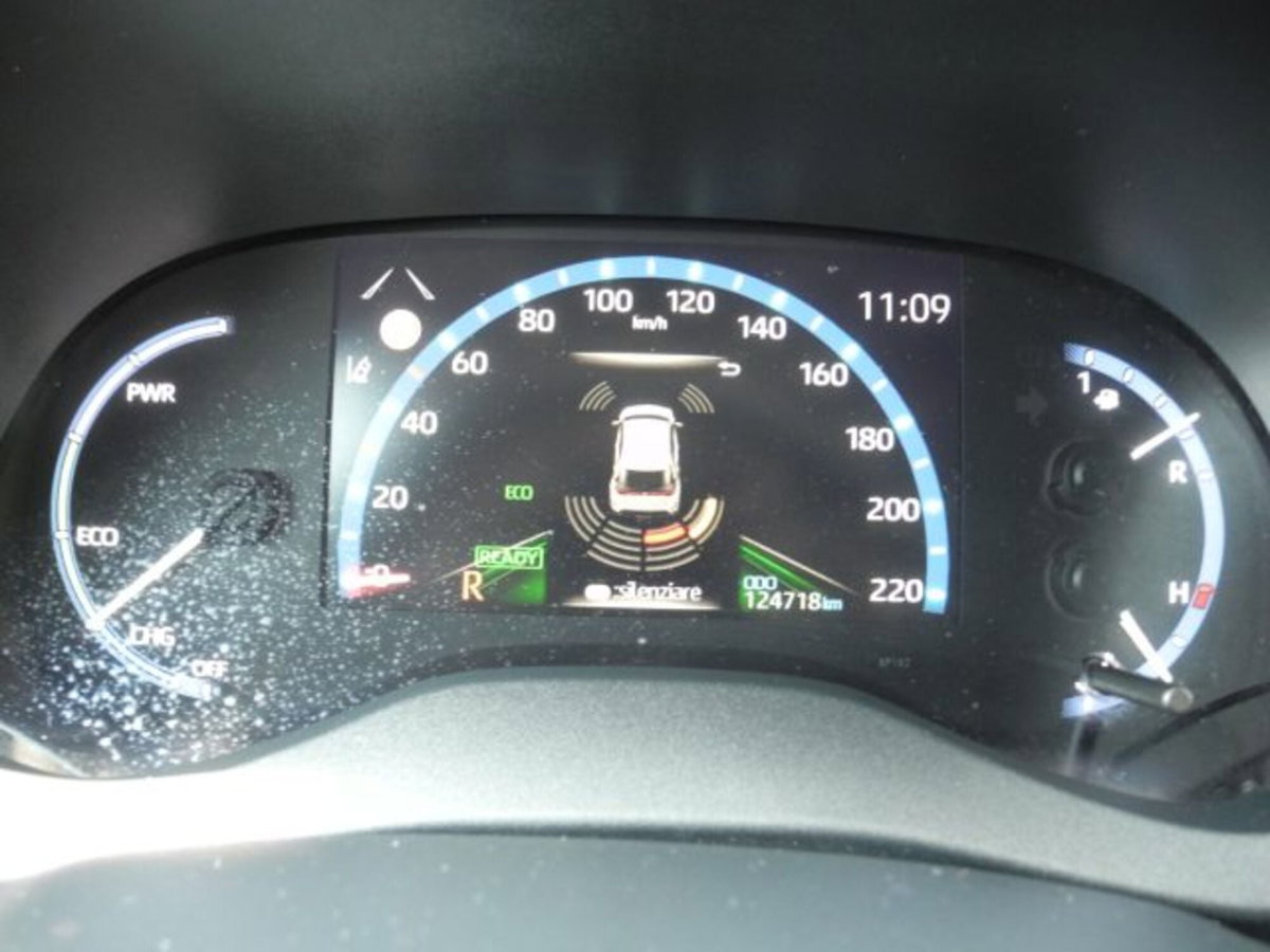 Toyota Yaris Cross 1.5h GR Sport Black Sky fwd 116cv e-cvt (7)