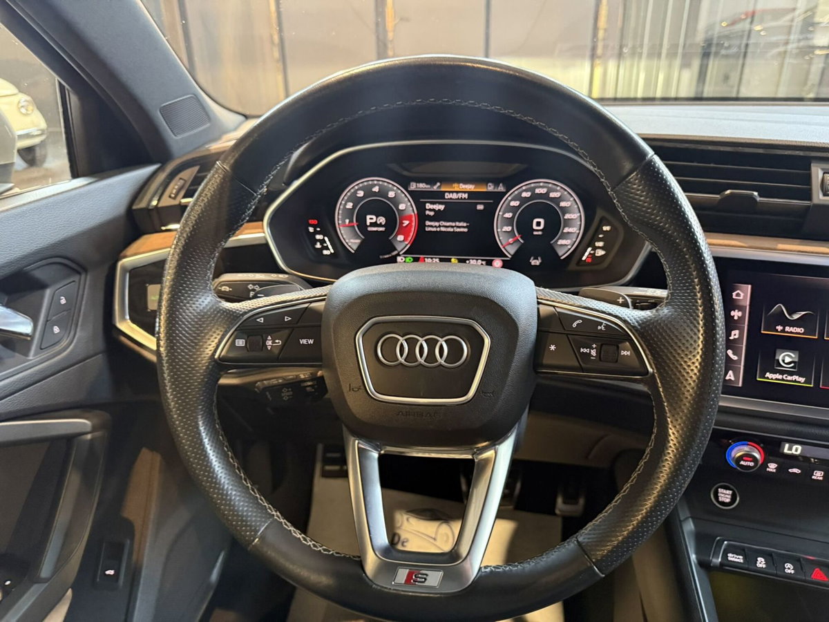 Audi Q3 Sportback 45 TFSI S tronic quattro edition (9)