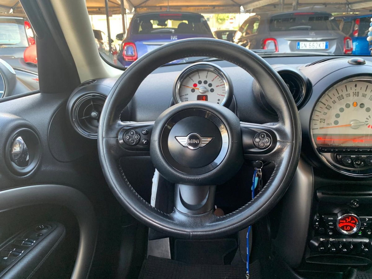 MINI Mini Countryman 1.6 Cooper D Countryman (8)