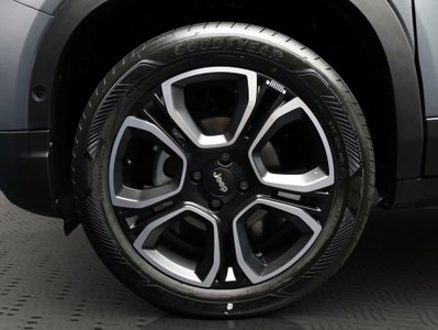 Jeep Avenger 1.2 turbo Summit fwd 100cv (2)