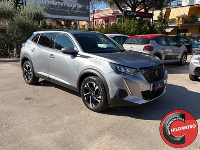 Peugeot 2008 1.2 turbo Allure 100cv (8)