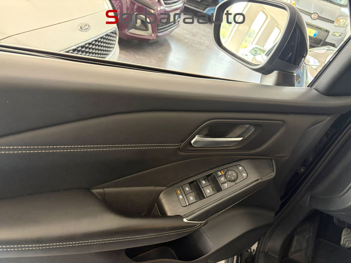 Nissan Qashqai 1.3 mhev N-Connecta 2wd 140cv (16)